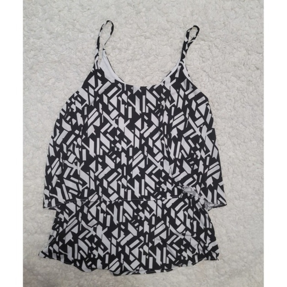 White House Black Market XXS Tank Top Sleeveless Tiered Stretch Cami Y2K Vintage